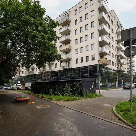 Comfy Legnicka By Renters Апартаменти