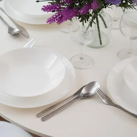 Comfy Legnicka By Renters Апартаменти