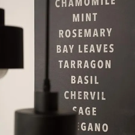 Comfy Legnicka By Renters Апартаменты