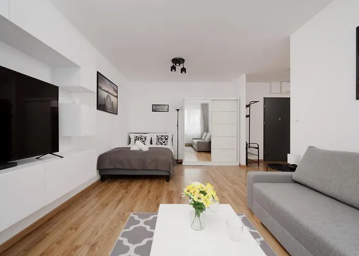 Comfy Legnicka By Renters *